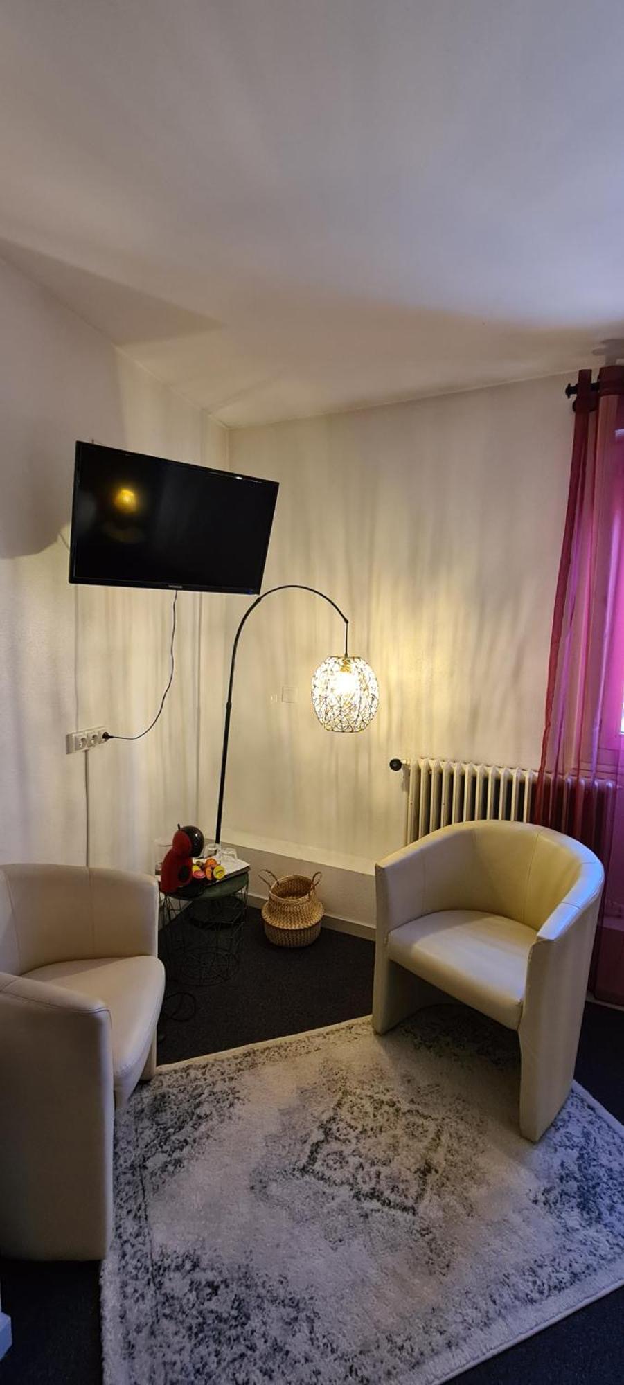 La Truite De La Loue Hotel Quingey ภายนอก รูปภาพ